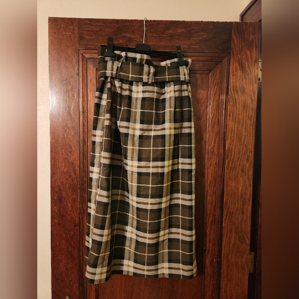 H&M Plaid Skirt - Picture 2 of 5
